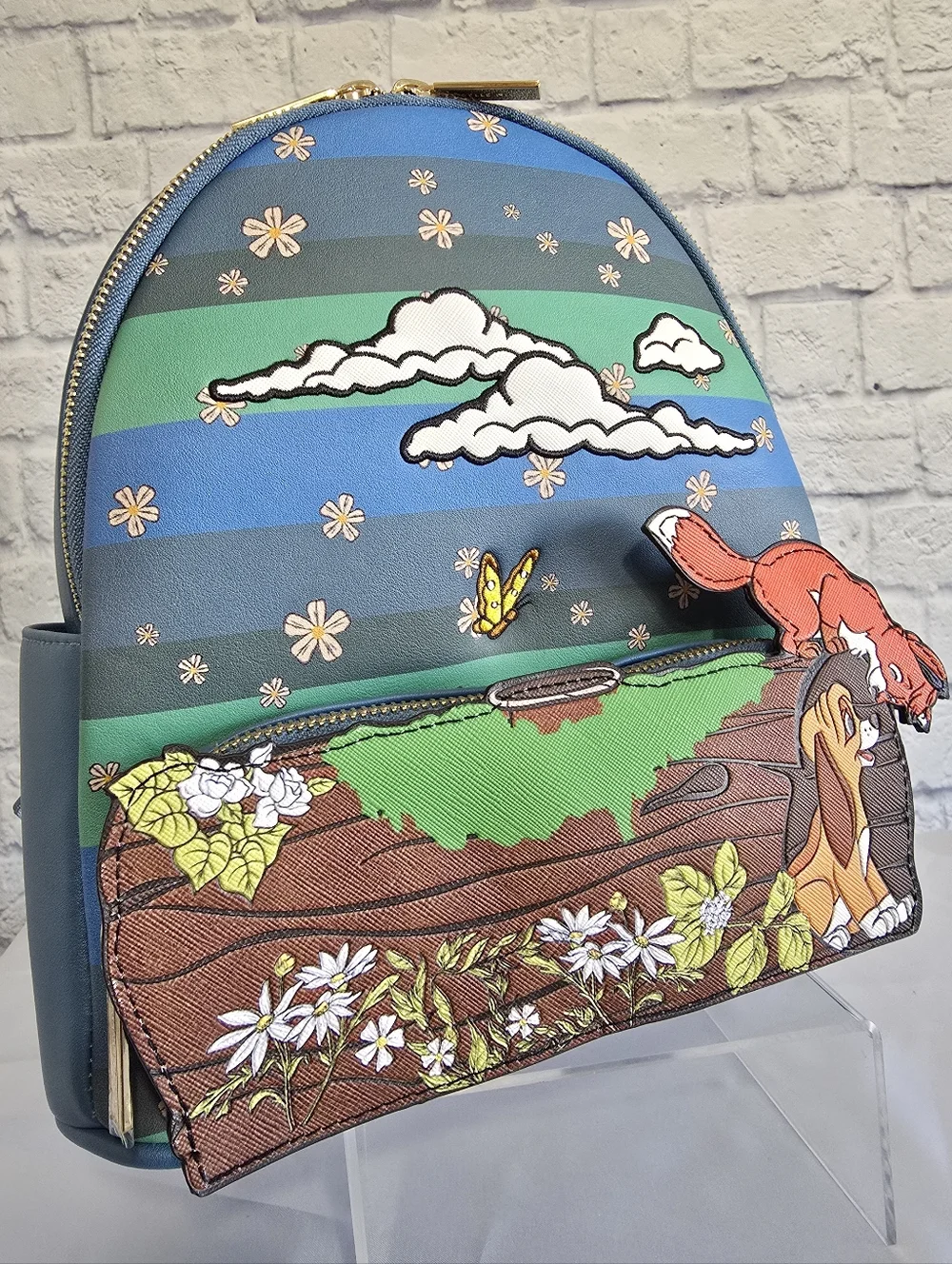 Danielle Nicole Fox and The Hound Embroidered Disney Mini Backpack Bag New - Picture 4 of 16